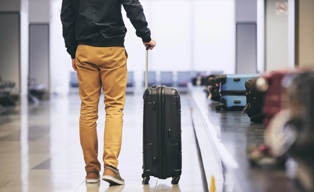 Technology Essentials Every Modern Traveler Should Pack